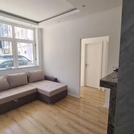 Mir Apartment *